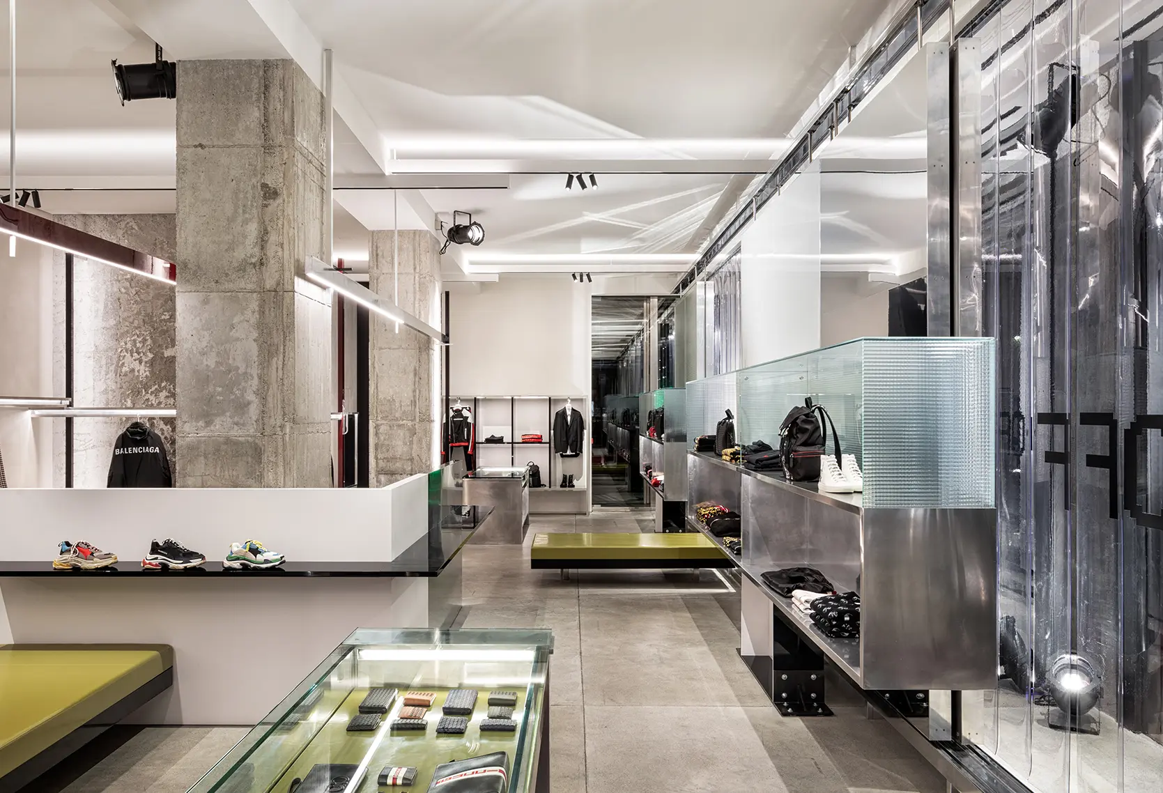 One-Off: apre la Boutique di Folli Follie e G&B